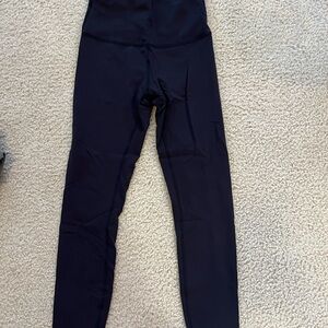 Lululemon Wunder Train 28” leggings